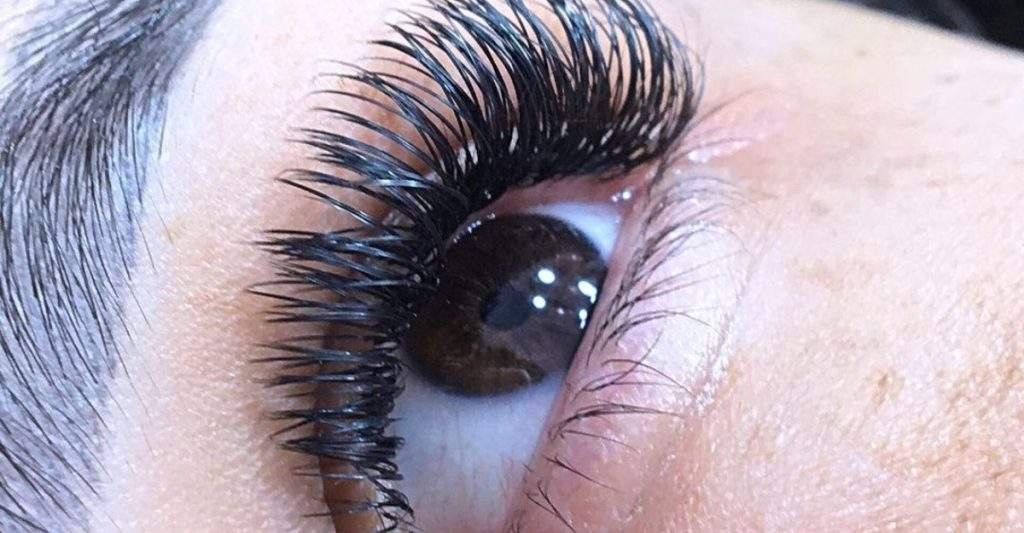 curso-de-lash-designer-um-manual-para-as-empreendedoras